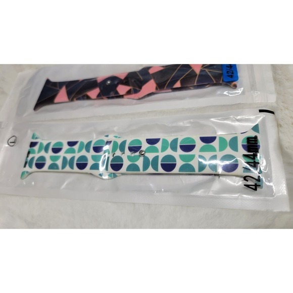 BOHO GEOMETRIC APPLE WATCH BAND 42/44 Set of 3 - Picture 4 of 4